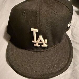 2 Fitted LA Dodgers hats